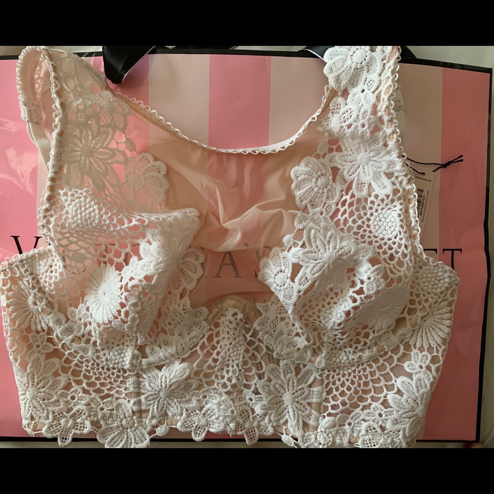 Victoria’s Secret crotchet lace bra